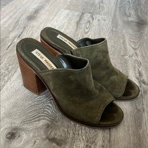 Steve Madden olive green mule heels